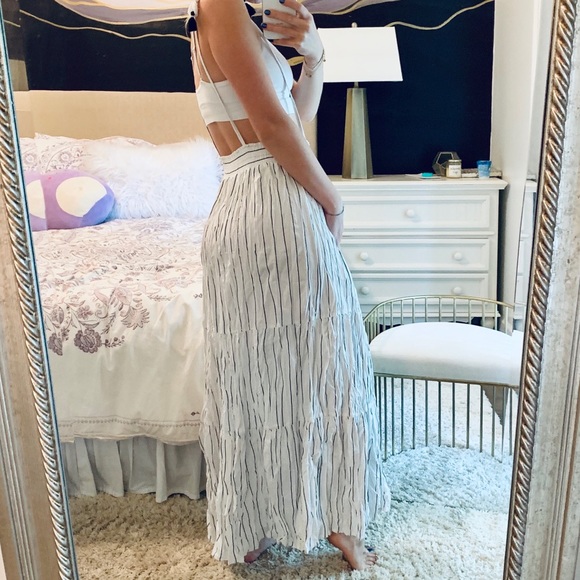 MAXI SKIRT WITH OVER THE SHOULDER STRAPS - Picture 2 of 3